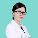  杨霞 