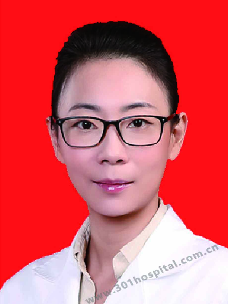 曾玮 